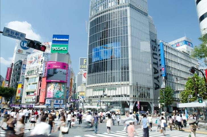 Shibuya Scramble crossing noon Tokyo