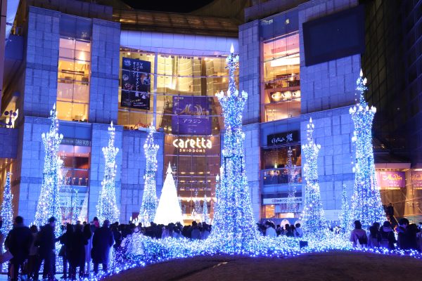 TOKYO, Christmas Lights at Caretta Shiodome Blue