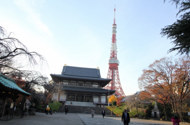 Zojoji temple with Tokyo Tower